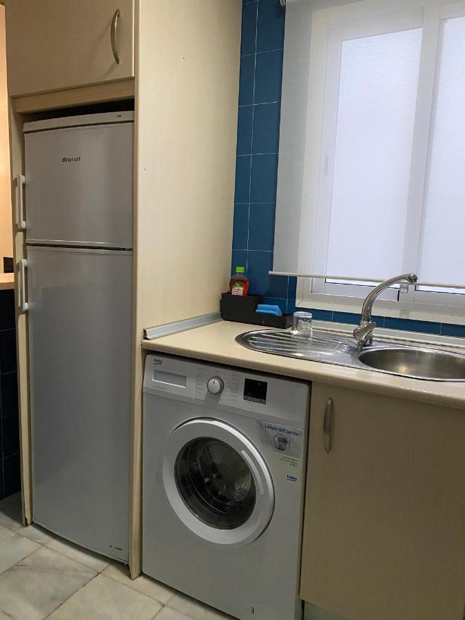 Beautiful Apartment In Historic City Center Севиля Екстериор снимка