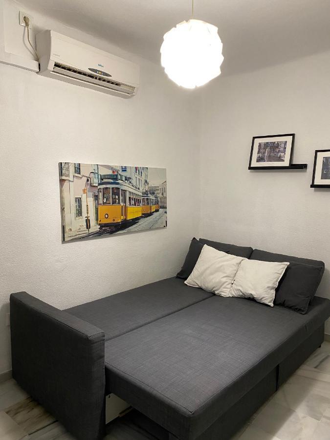Beautiful Apartment In Historic City Center Севиля Екстериор снимка